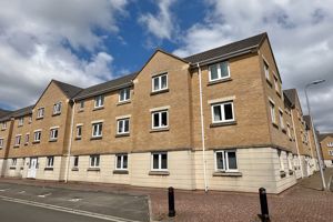 Building & Parking- click for photo gallery